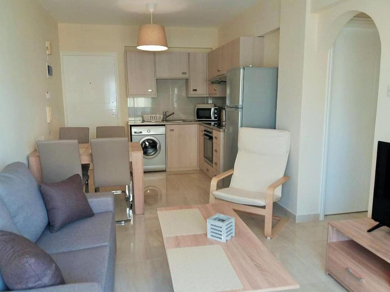 Apartment 301 Carisa Napa - Holiday Flats Larnaca Ngoại thất bức ảnh