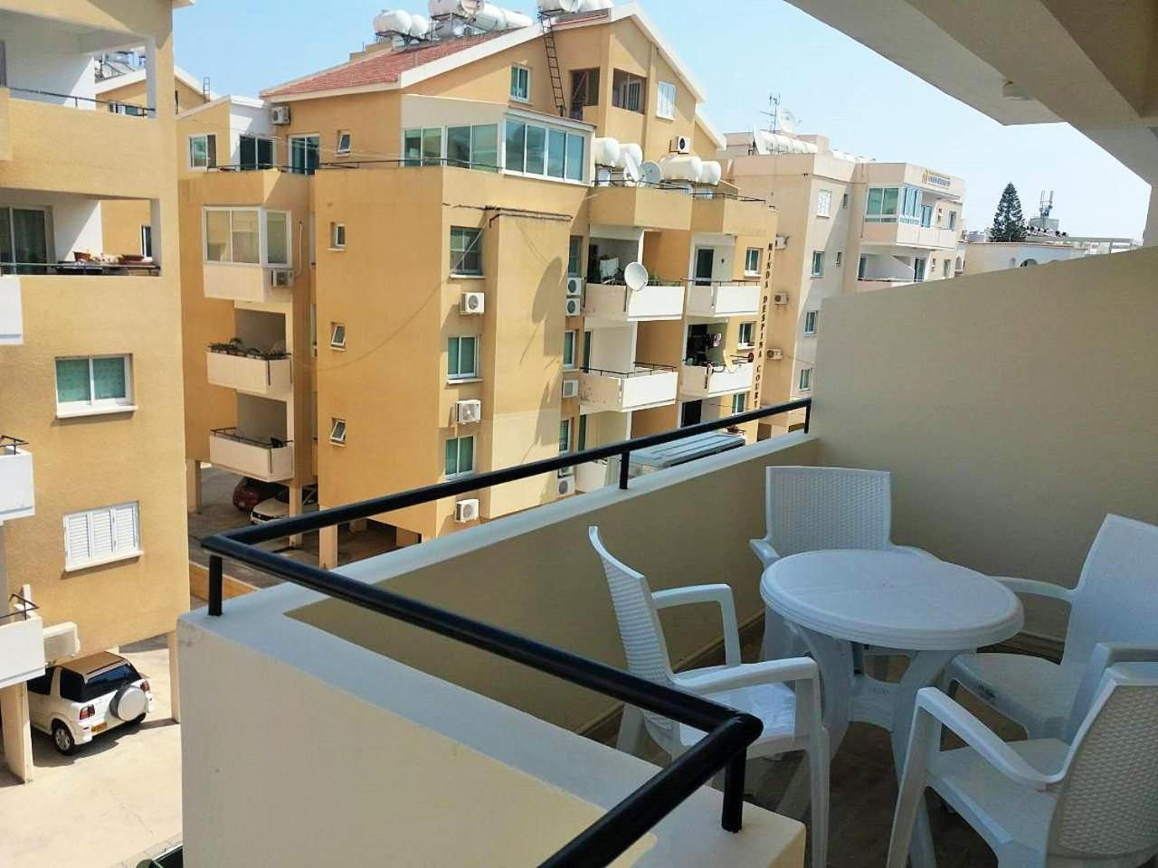 Apartment 301 Carisa Napa - Holiday Flats Larnaca Ngoại thất bức ảnh